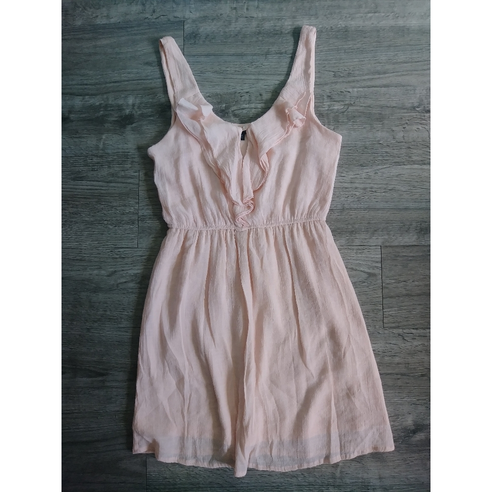 💲As U Wish ruffle elastic waist key hole dress xs - Picture 12 of 12